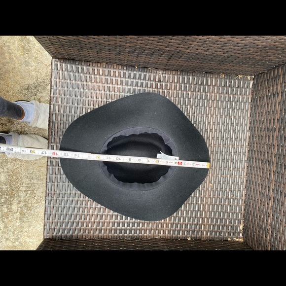 Old Navy Hat - Picture 5 of 7